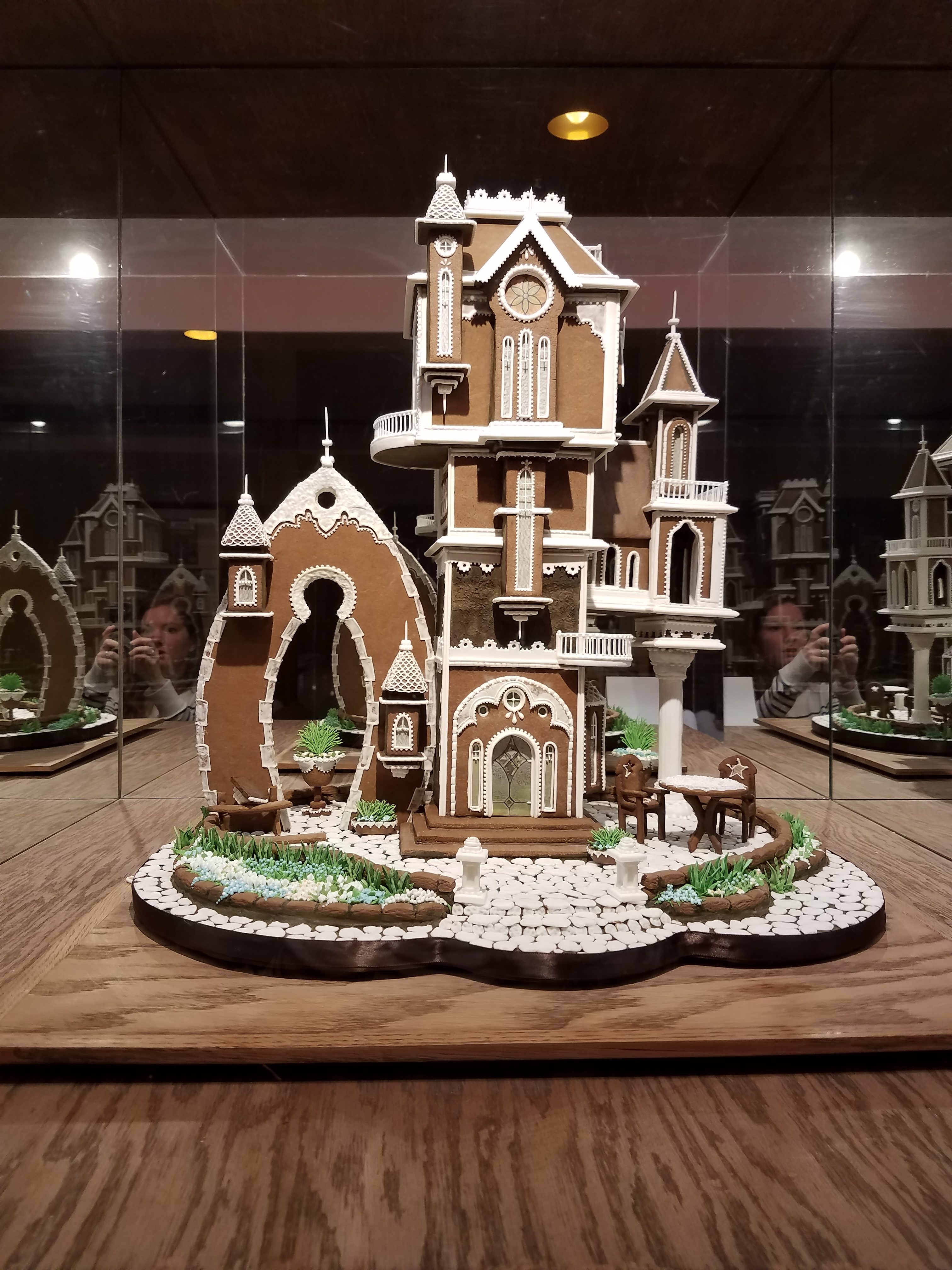 Gingerbread competition and history