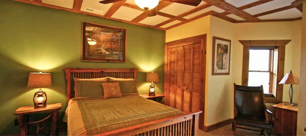 bed in wineberry cabin