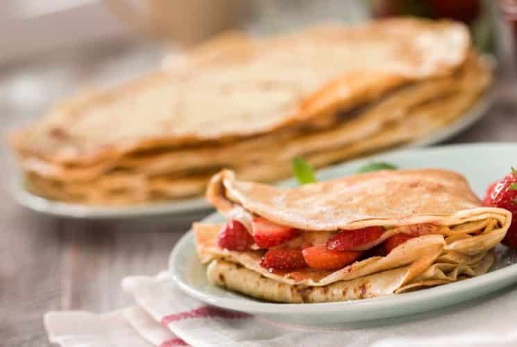 Strawberry Crepes with Greek Yogurt Filling